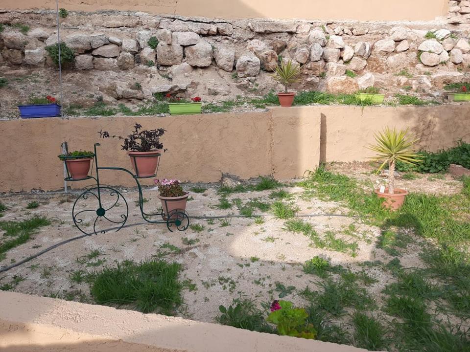 Emile Altwal Madaba Appartamento Esterno foto